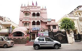 Royal Aashiyana Palace